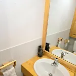 Charming Sunny Duplex 메게브