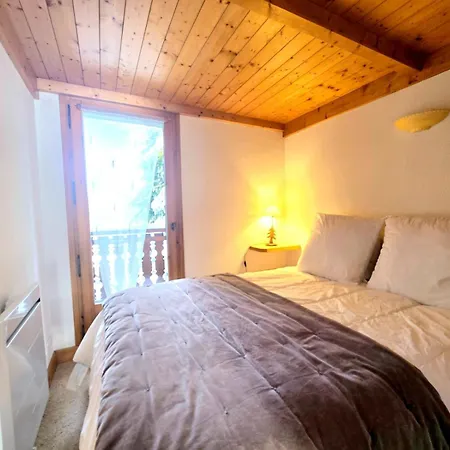 Charming Sunny Duplex Apartamento